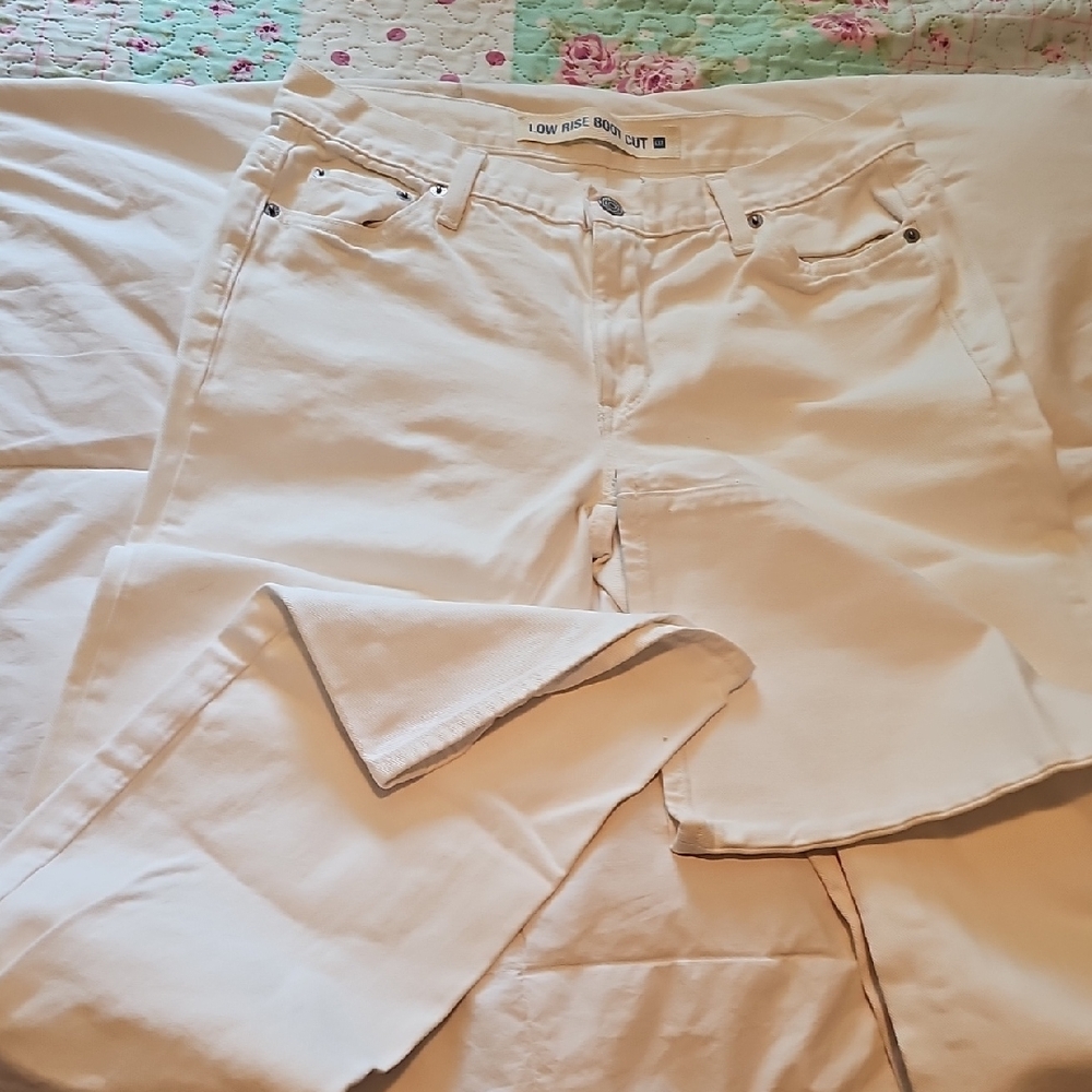 GAP Women's Boot Cut Jeans in Cream
